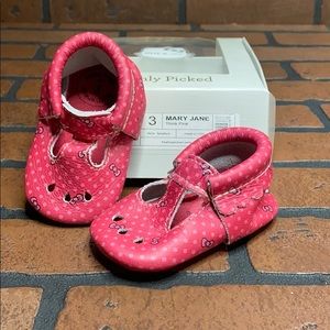 Gently used Hello Kitty Freshly Picked Mary Jane